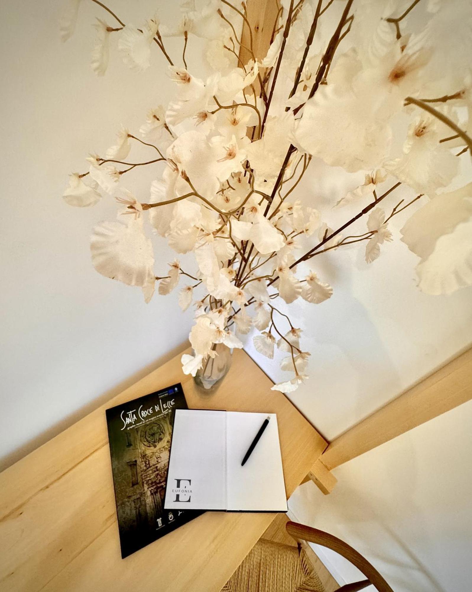 Eufonia Bed & Breakfast เลชเช ภายนอก รูปภาพ